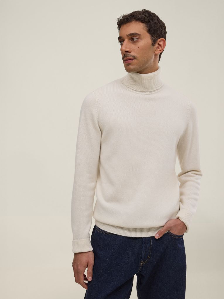 Korum Men s 4 ply cashmere turtleneck Sweater in white